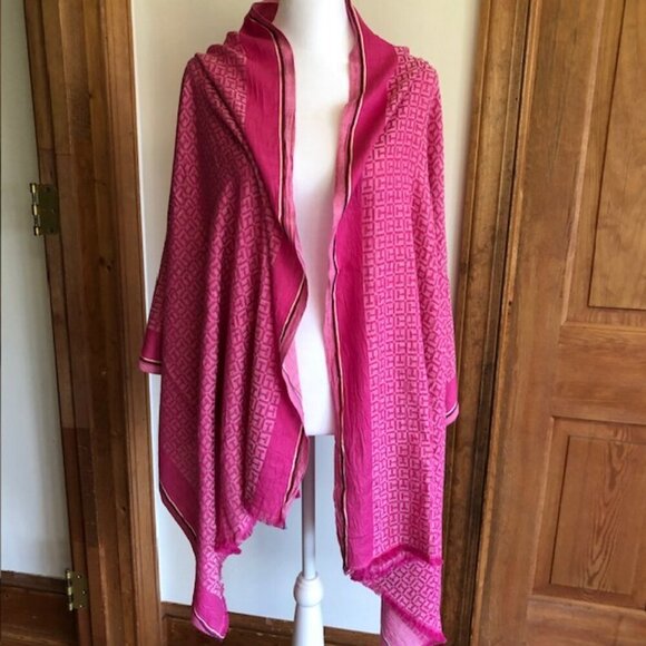 TOMMY HILFIGER Monogram TH Pink Long Shawl/Scarf - Picture 4 of 12
